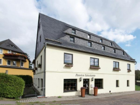 Classy Holiday Home in Deutschneudorf near Glockenwanderweg